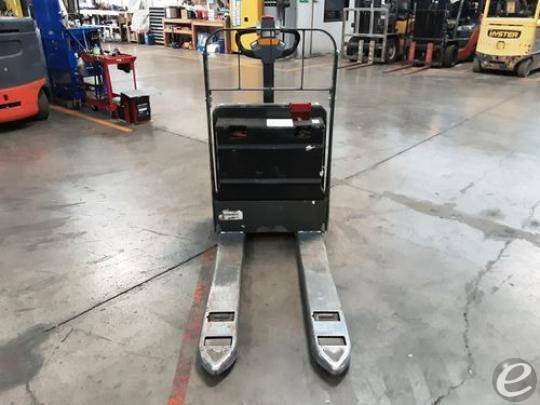 2018 Unicarriers WLXT2W7S22V Electric Forklift - 123Forklift