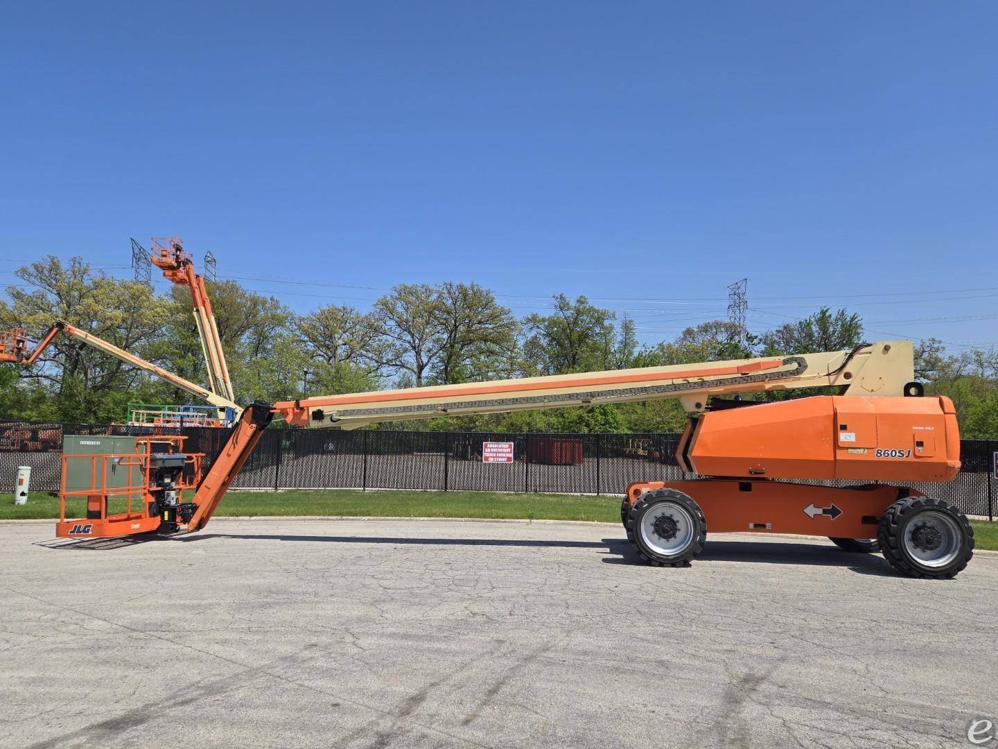 2005 JLG 860SJ