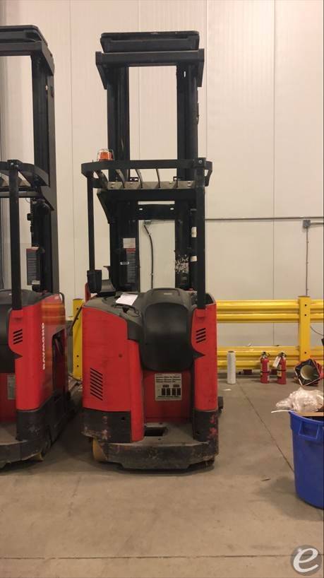 2009 Raymond 742-DR32TT Electric Reach Truck - 123Forklift