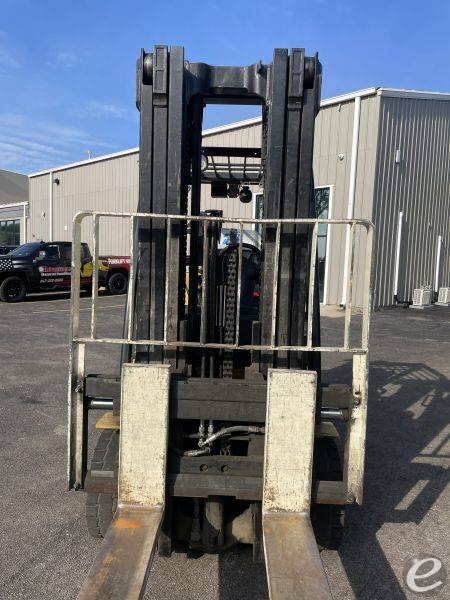 2019 Yale GLC080VXNGAE094