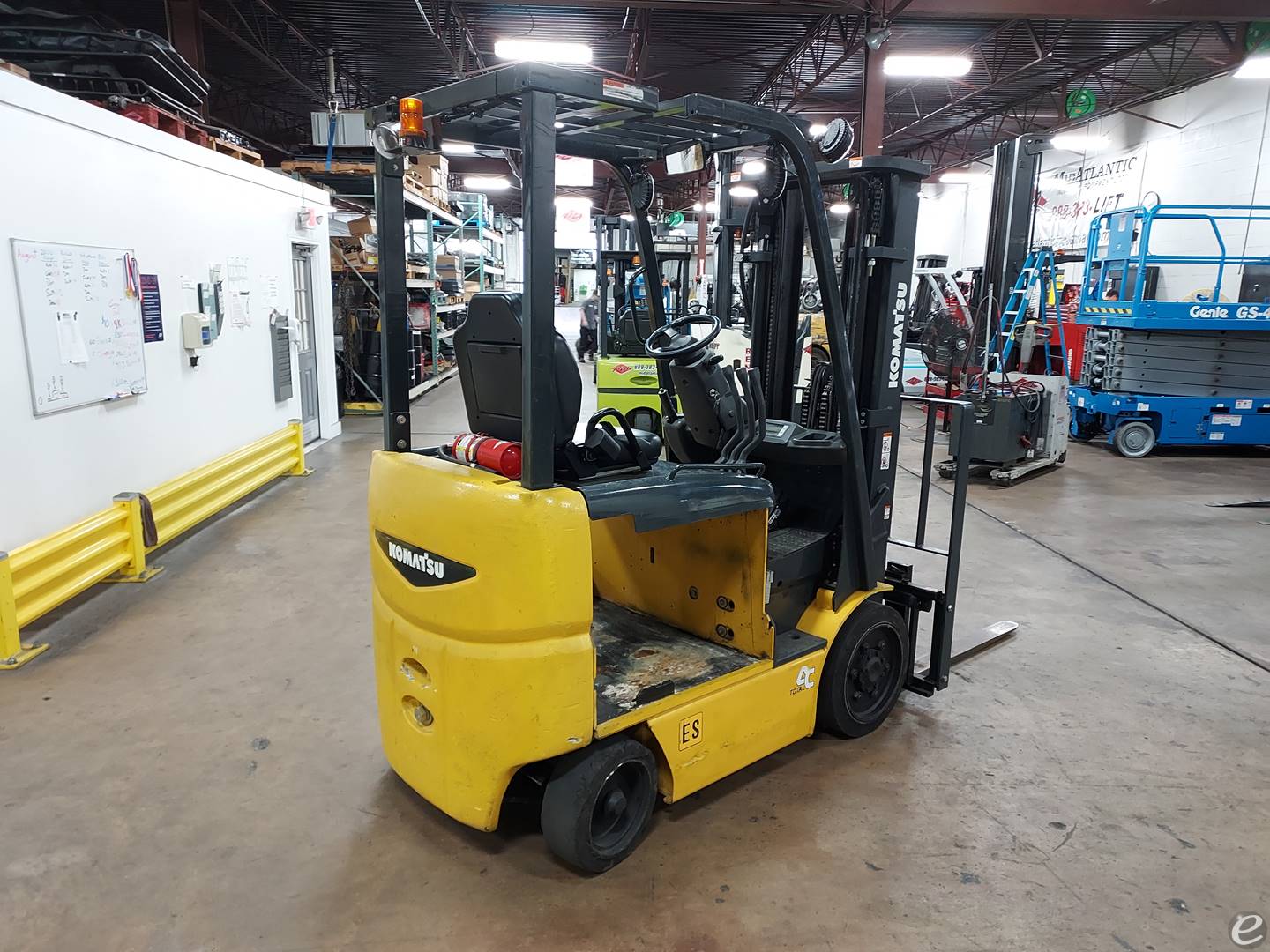 2017 Komatsu FB25SHU-6 Electric Forklift - 123Forklift