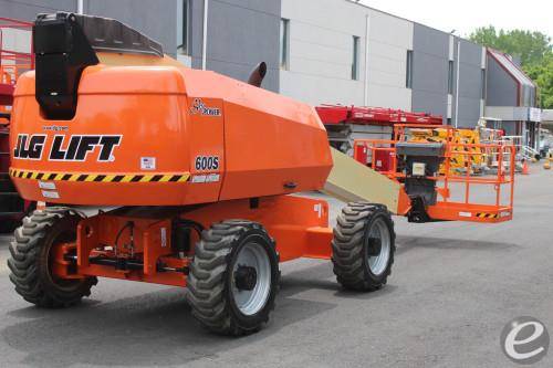 2019 JLG 600S