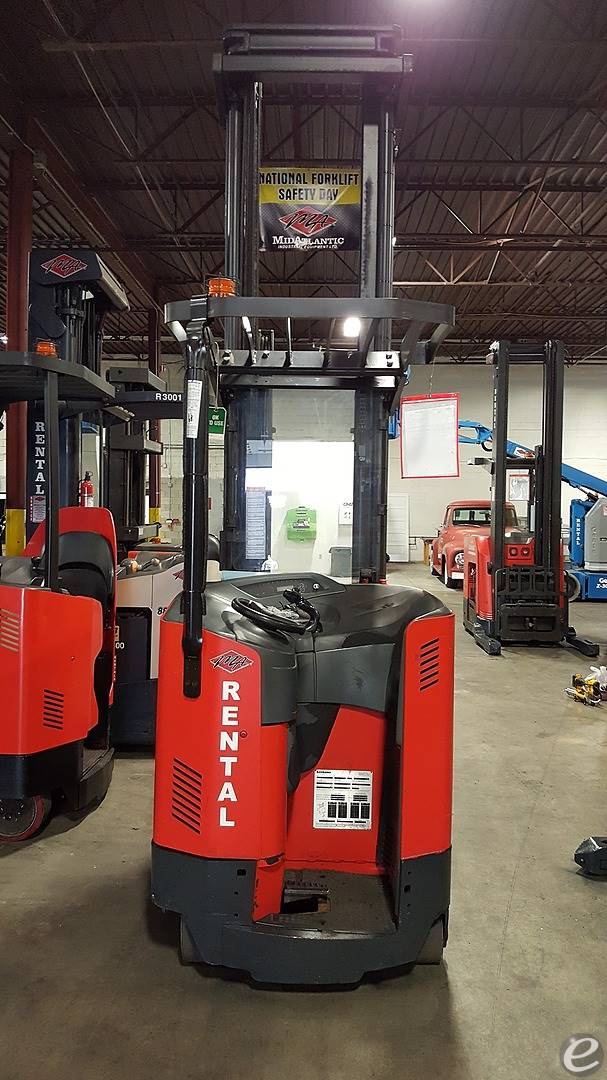 2010 Electric Raymond 7400DR32TT Electric Narrow Aisle Double Reach