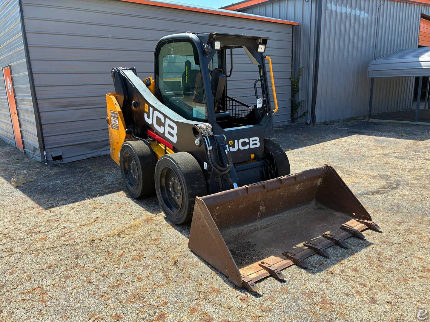 2022 JCB 215W