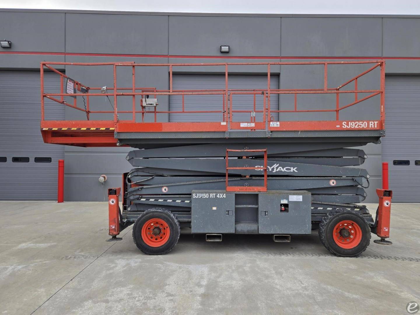 2017 Skyjack SJ9250RT