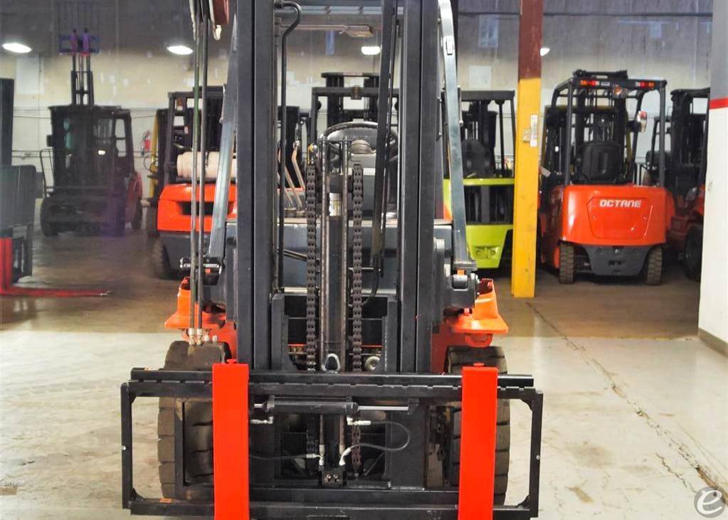 2005 Toyota 7FDKU40 Diesel Forklift - 123Forklift