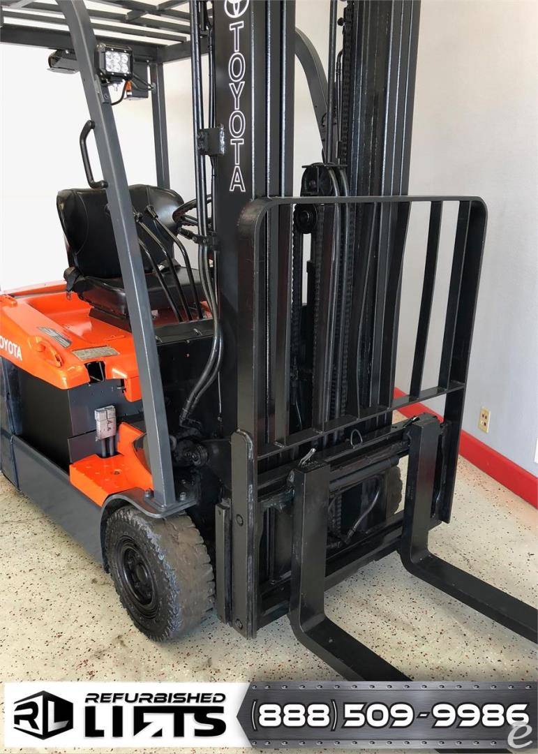 2011 Toyota 7FBEU20 Electric Forklift - 123Forklift