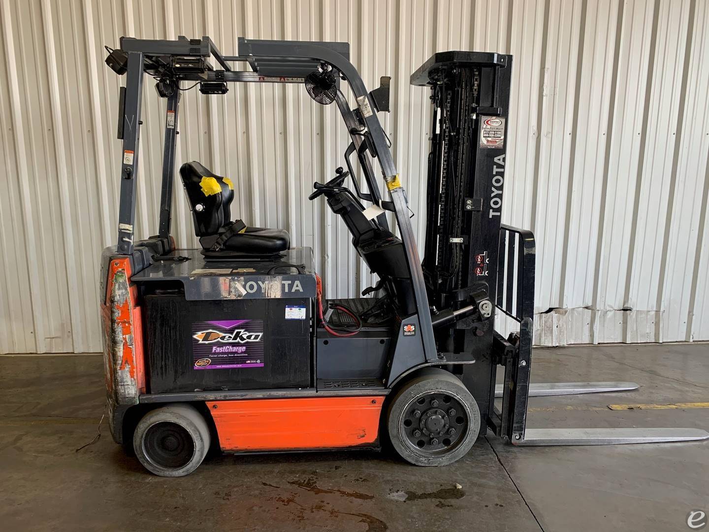 2019 Toyota 8FBCU32 Electric Forkli...