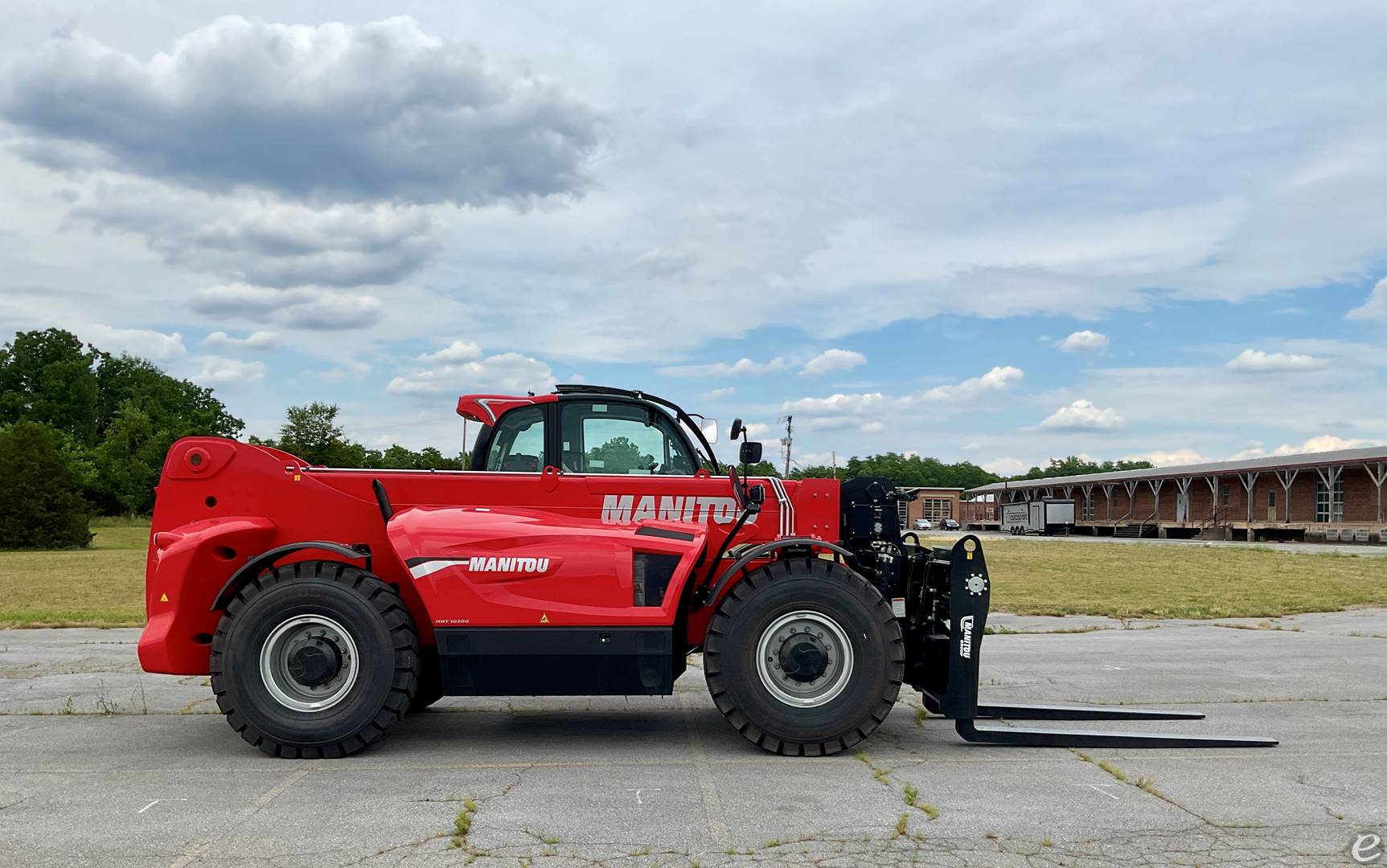 2026 Manitou MHT 10200