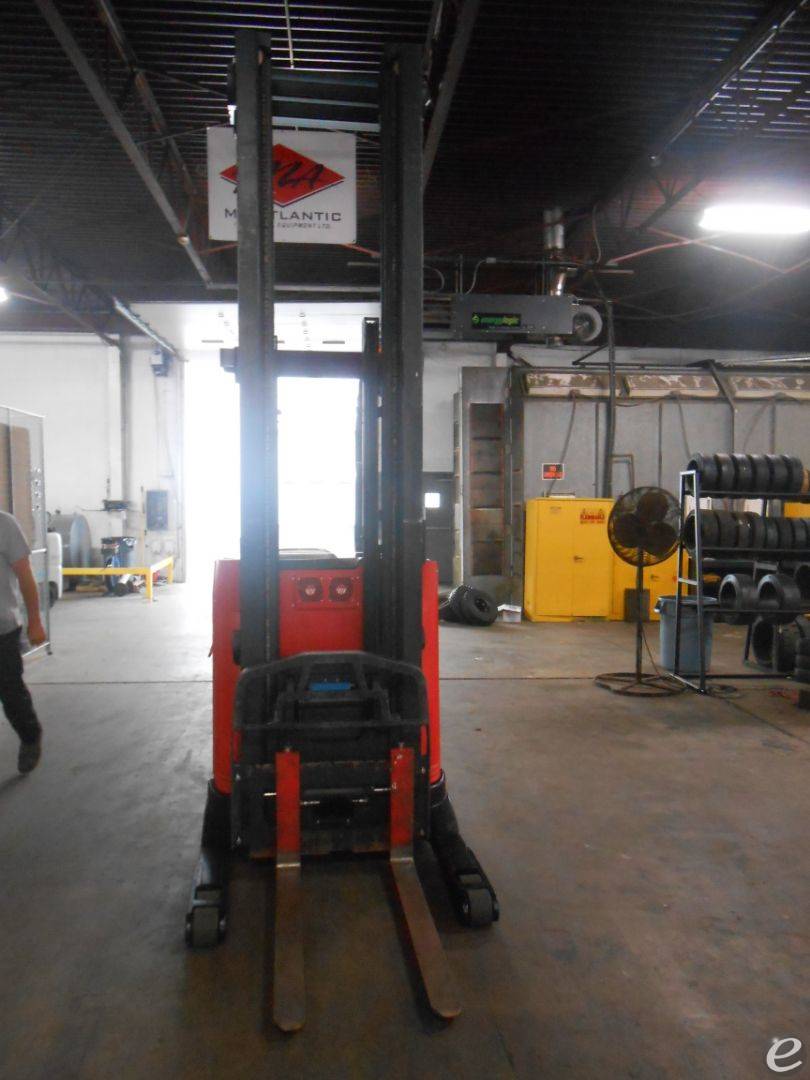 2009 Raymond 7400-R45TT Electric Reach Truck - 123Forklift
