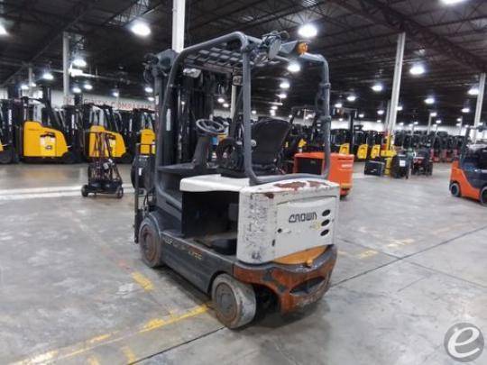 2016 Crown FC5225-50 Electric Forklift - 123Forklift