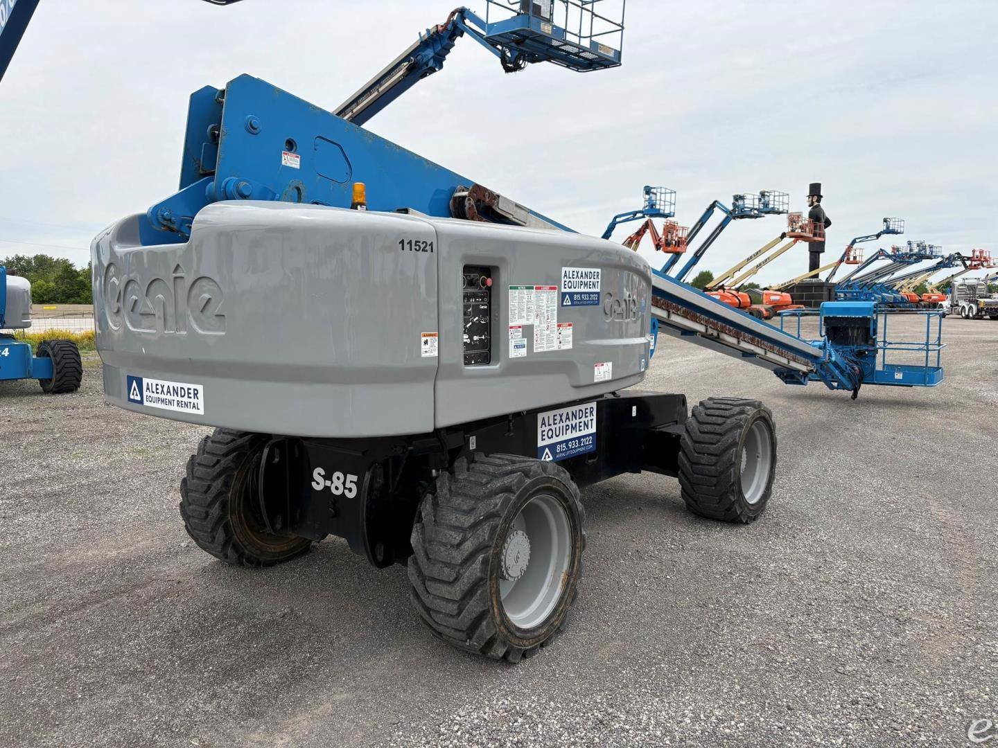2013 Genie S85