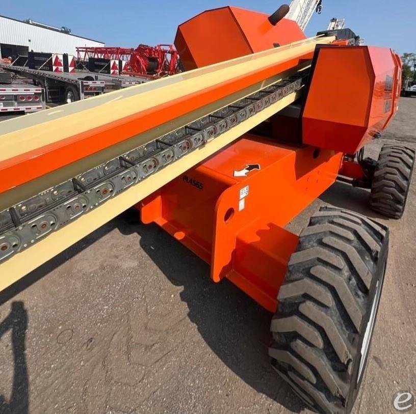 2014 JLG 600S