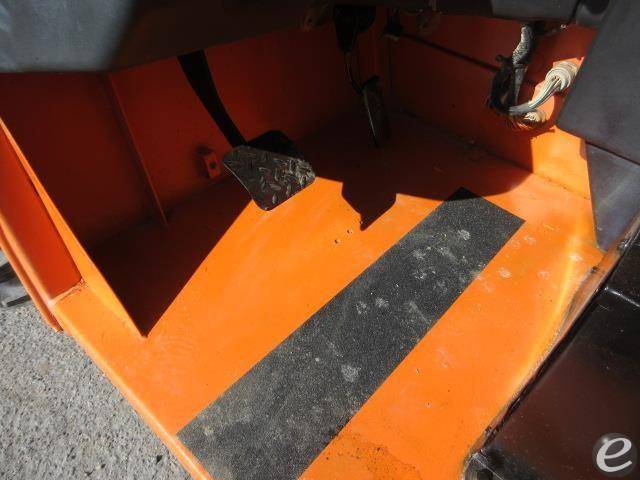 2014 JLG G9-43A