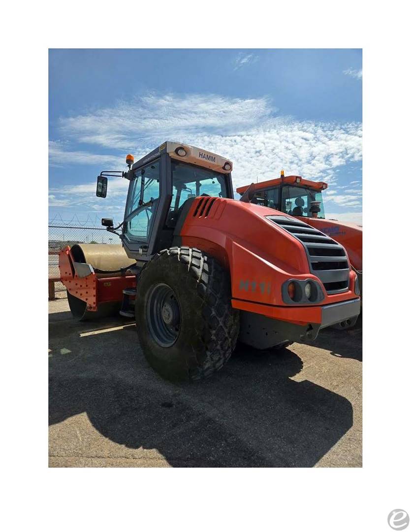 2020 Hamm H11i