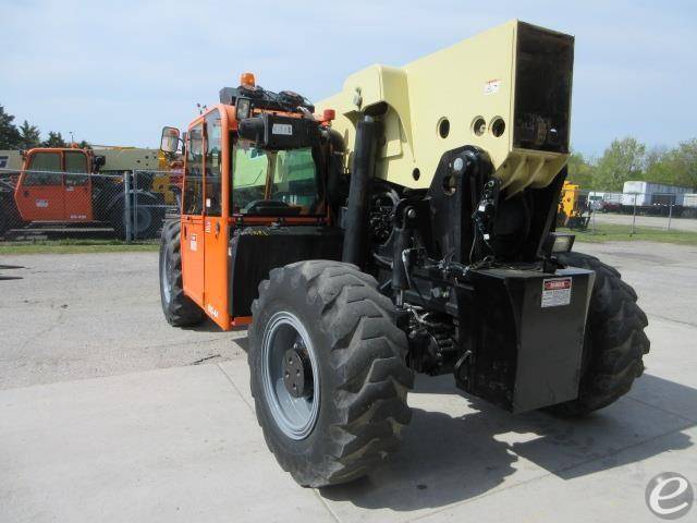 2017 JLG G15-44A