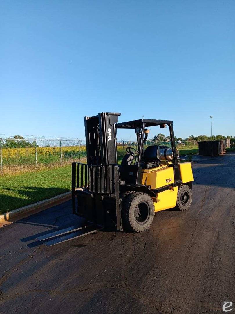 1999 Yale GTP090LGNGBE093