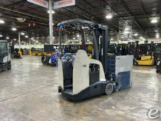 2023 Crown RC5735-35