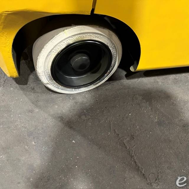2023 Yale GLC050LX