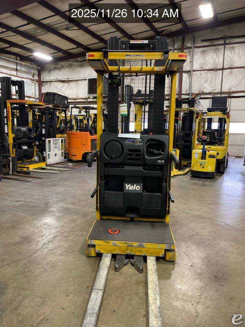 2015 Yale OS030BF