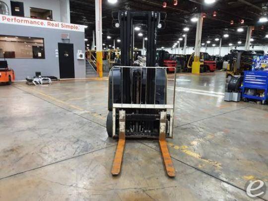 2017 Yale ESC030 Electric Forklift - 123Forklift