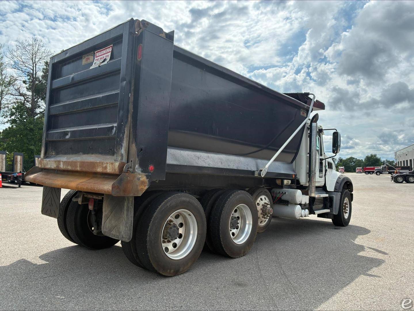 2020 Mack GRANITE 64FR