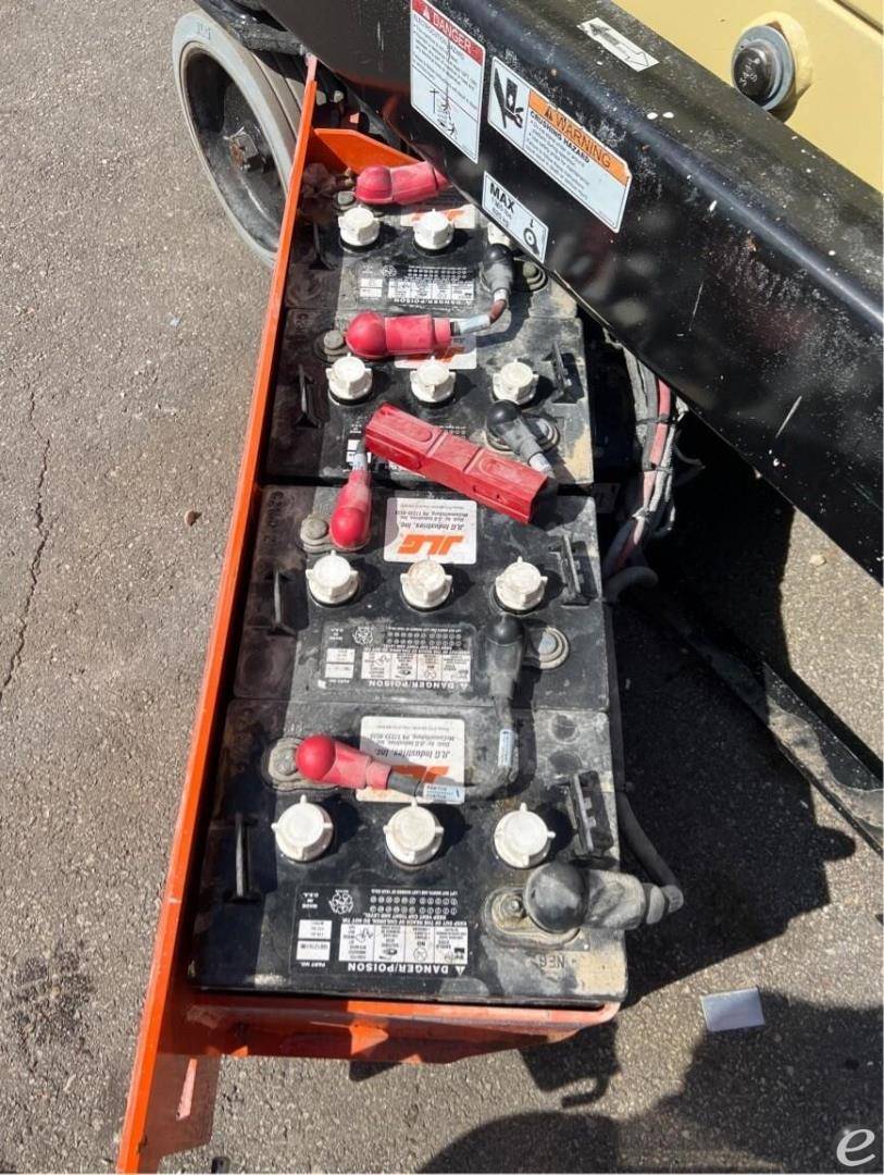 2021 JLG R1932i