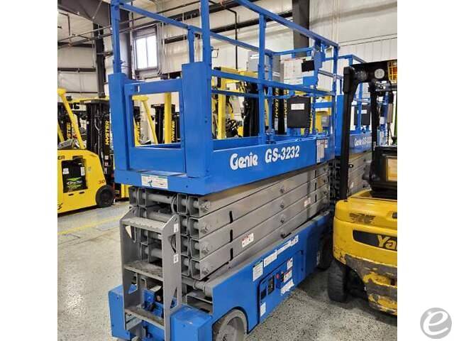 2015 Genie GS-3232 Electric Scissor Lift - 123Forklift