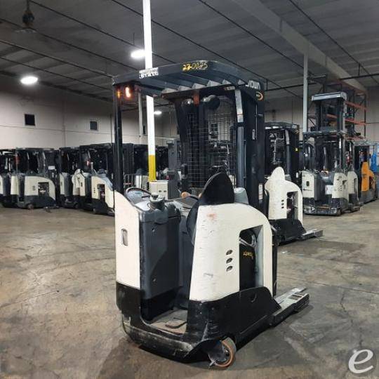 2018 Crown RR5725-45
