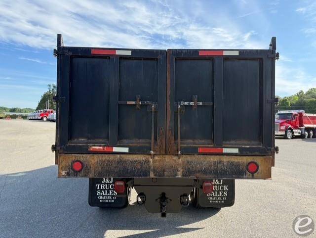 2015 Ford F750 XLT