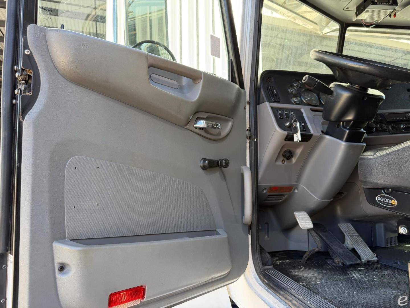 2015 Peterbilt 365