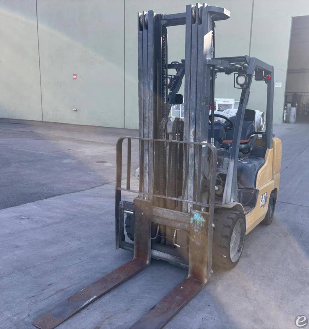 2020 Cat 2C8000