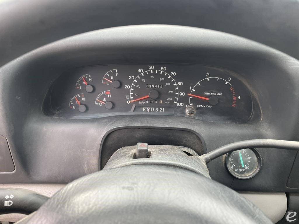 2001 Ford F600 XLT