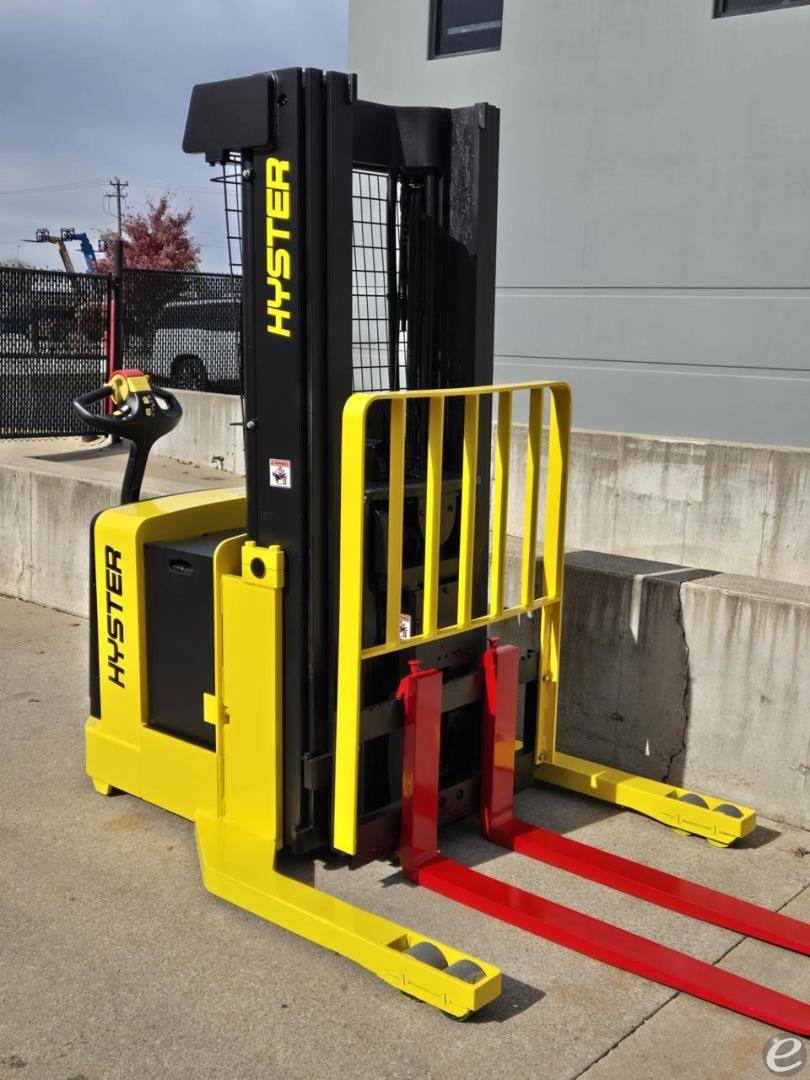 2015 Hyster W30ZR Electric Forklift - 123Forklift