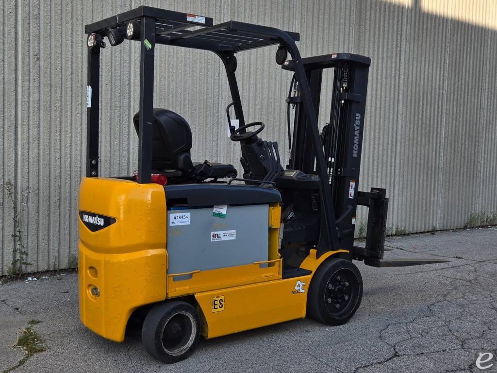 2018 Komatsu FB30SHU 6 Electric Forklift - 123Forklift