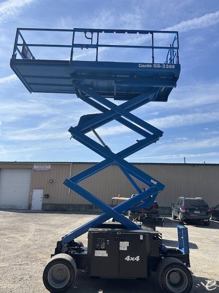 2016 Genie GS3369RT