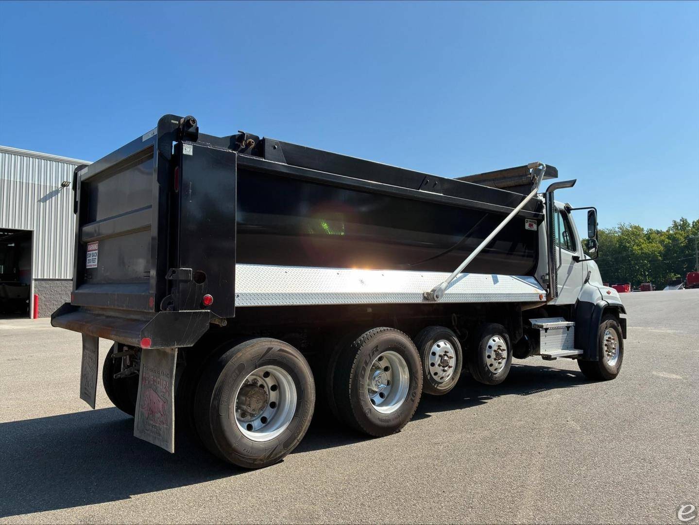 2023 Freightliner 108SD