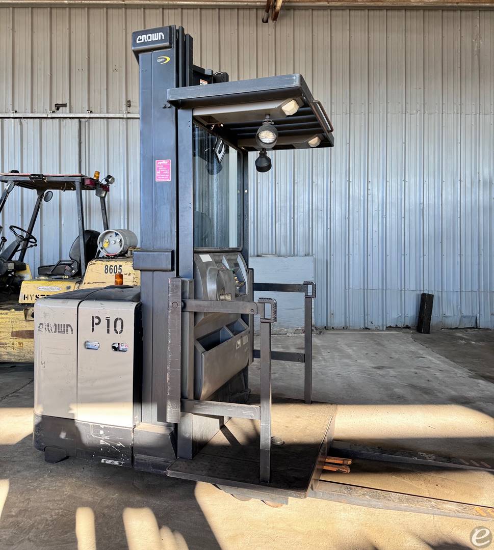 2008 Crown SP3510-30 Electric Order Picker - 123Forklift