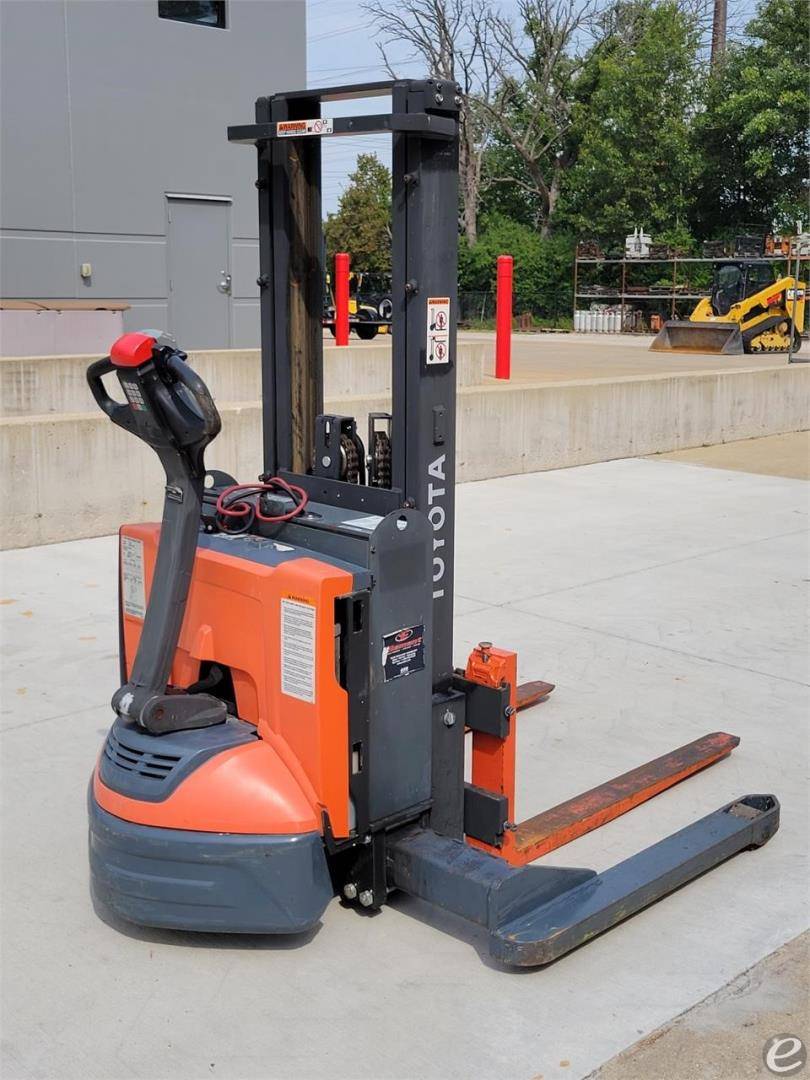 2018 Toyota 8BWS13 Electric Forklift - 123Forklift