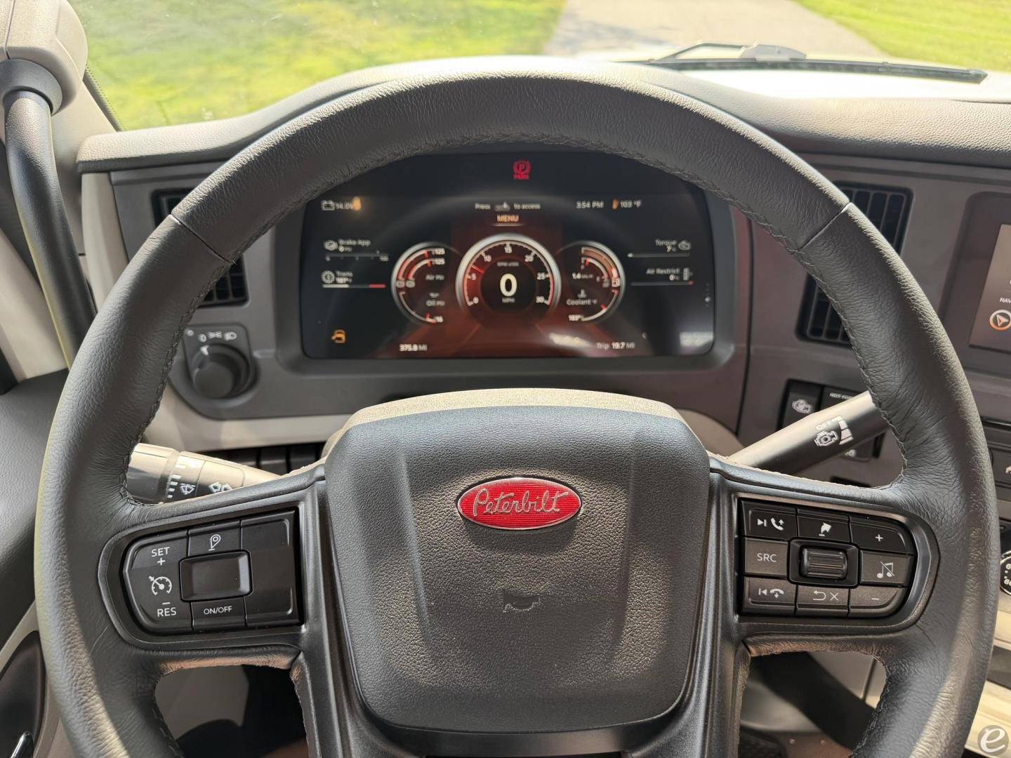 2027 Peterbilt 567