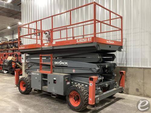 2017 Skyjack SJ9250