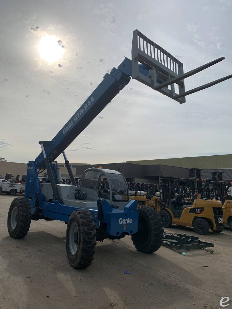 2012 Genie GTH844 Diesel Telehandlers - 123Forklift