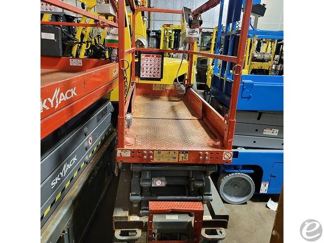 2015 Skyjack SJ-3219 Electric Scissor Lift - 123Forklift