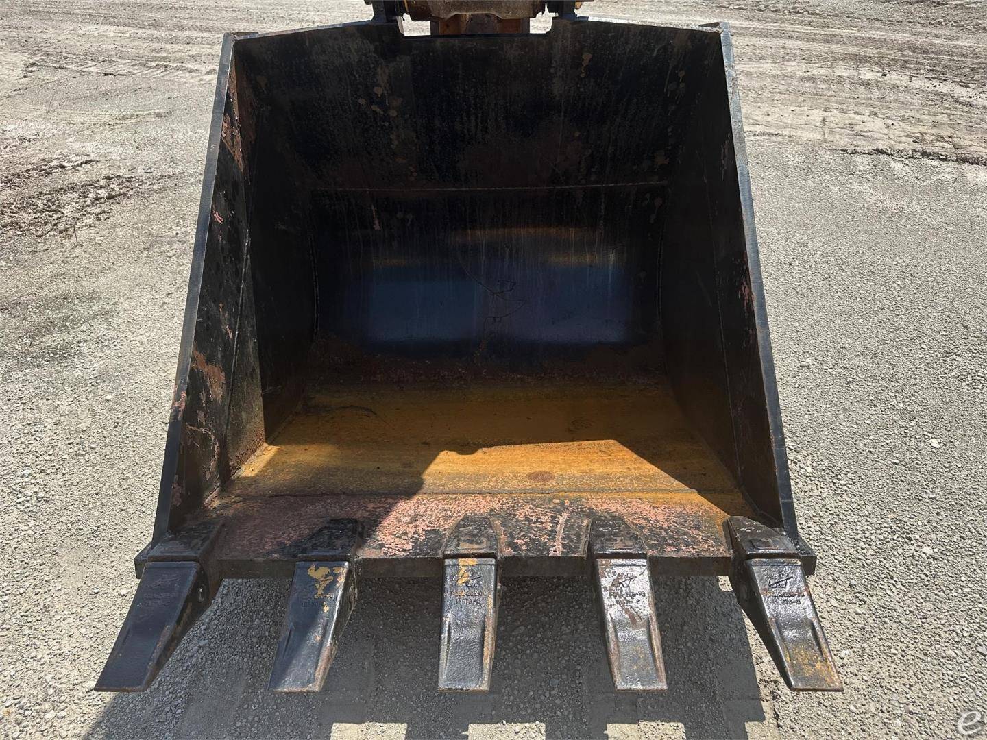 2015 Komatsu PC210 LCi-10