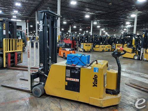 2015 Yale MCW040