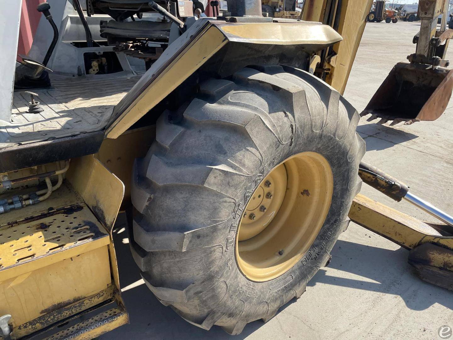 1996 Cat 416B