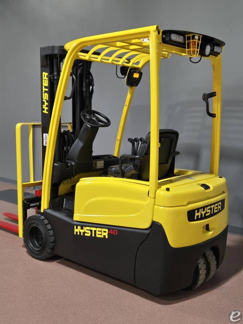 2017 Hyster J40XNT Electric Forklift - 123Forklift