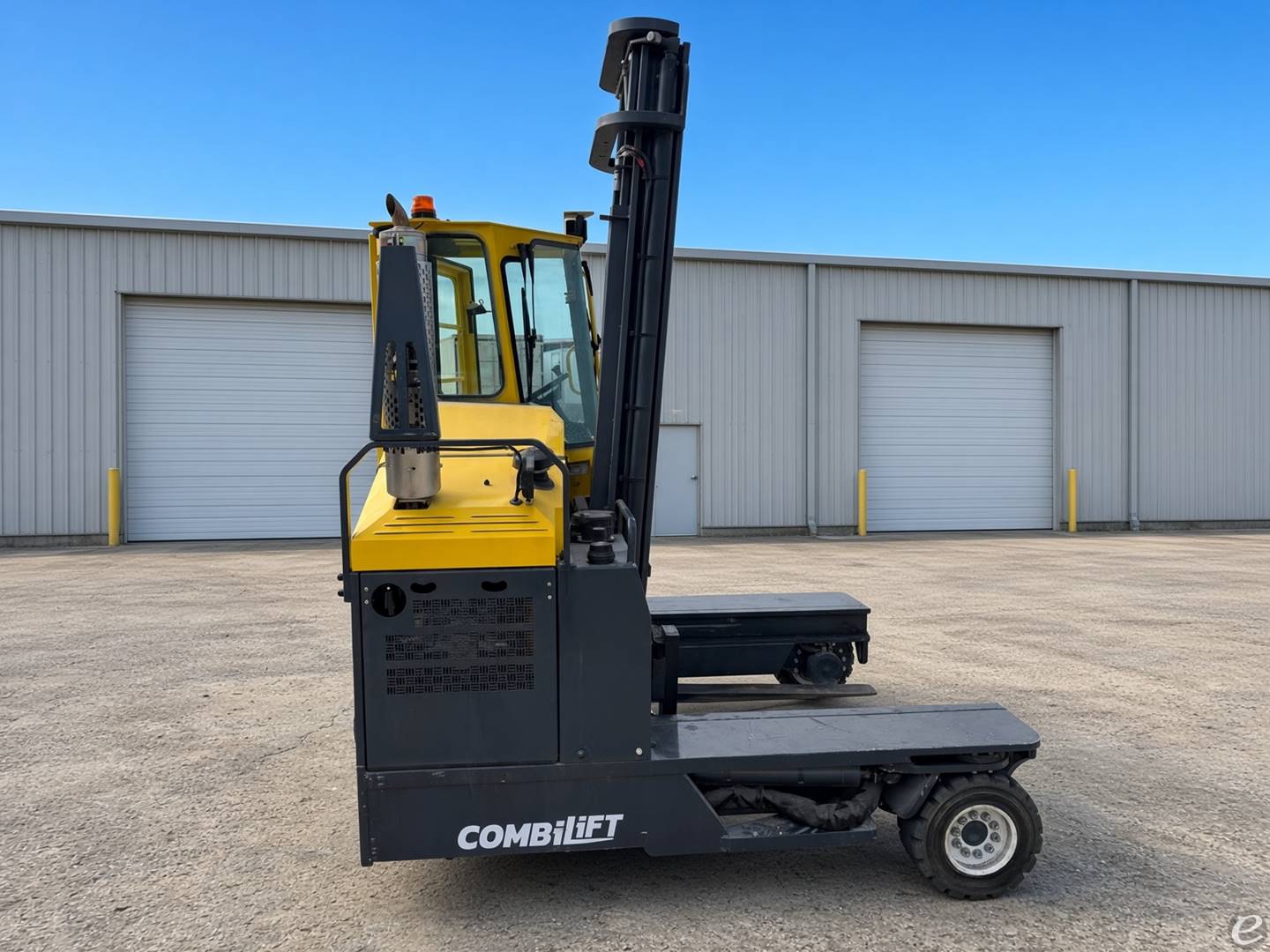 2022 Combilift C8000