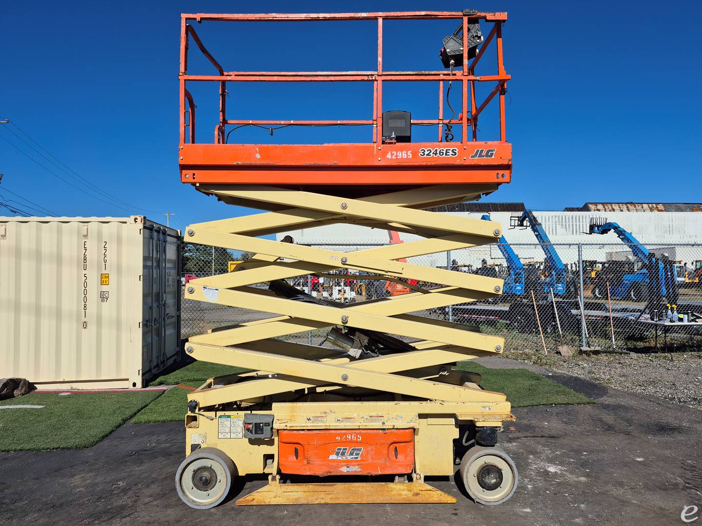 JLG 3246ES
