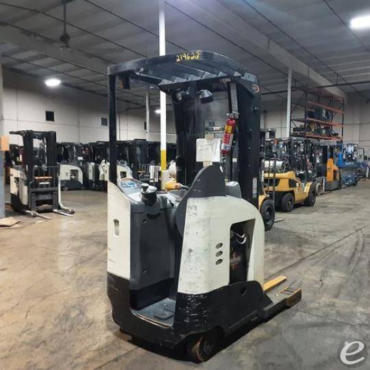 2016 Crown RR5725-45